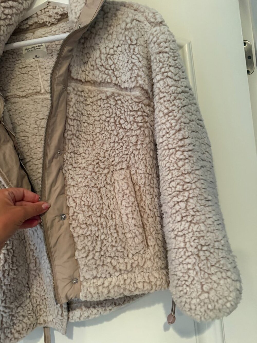 Abercrombie & Fitch Cream Sherpa Fleece Teddy Zip Jacket Size M - Picture 4 of 5